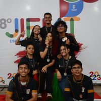 Atletas medalhistas de xadrez do campus Cuiabá Octayde  