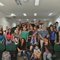 Documentário sobre o skate na educação física é lançado na aula inaugural do Campus Cuiabá Octayde