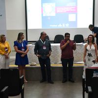 Professor do Campus Cuiabá Octayde lança livro sobre EaD em congresso internacional 