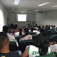 Palestra no campus Cuiabá Cel. Octayde apresenta novas perspectivas de mercado para alunos e profissionais  de Geoprocessamento